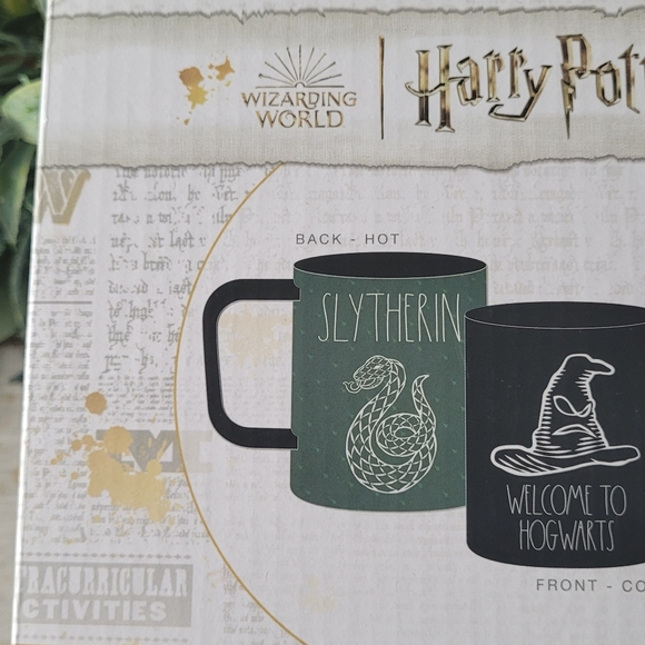 Harry Potter color changing mug & wand set - Picture 3 of 4